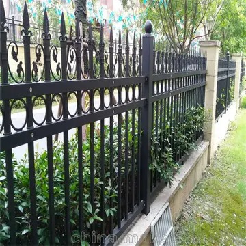 永城做高速公路護欄施工