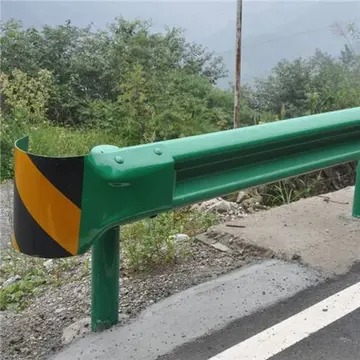 永年高速護(hù)欄專用托架哪家好