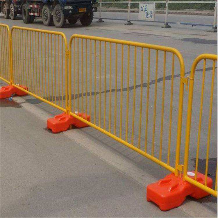 岳陽高速公路路邊防護(hù)欄