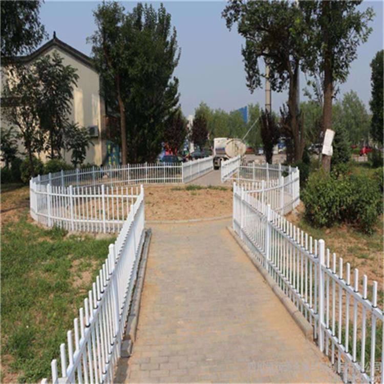 云南高端高速公路護欄供應(yīng)