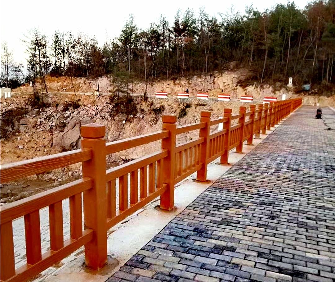 伊犁高速公路護欄網(wǎng)的價格