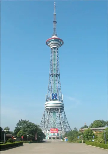 珠峰上的信號(hào)塔